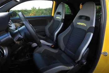 Abarth 595 (od 2016) – fotka 23