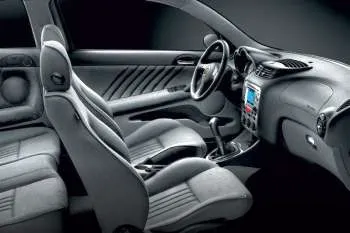 Alfa Romeo 147 päťdverový hatchback (2005 – 2007) – fotka 2