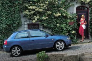Audi A3 1.9 TDI 130hp Ambition trojdverový hatchback – fotka 3