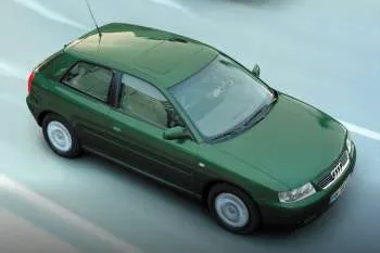 Audi A3 1.9 TDI 130hp Ambition trojdverový hatchback – fotka 7