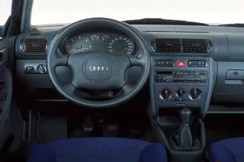 Audi A3 1.6 Ambition – fotka 4