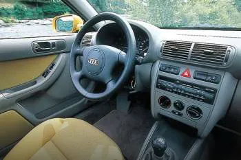 Audi A3 1.9 TDI 90hp Attraction – fotka 6