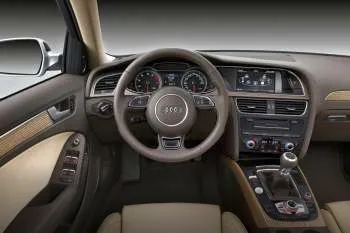 Audi A4 (2011 – 2015) – fotka 13