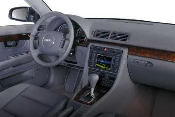 Audi A4 Avant 2.0 5V Pro Line – fotka 8