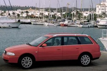 Audi A4 Avant 2.8 5V – fotka 3