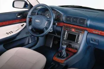 Audi A4 Avant 2.8 5V – fotka 4