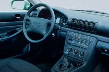 Audi A4 Avant 2.8 5V – fotka 5