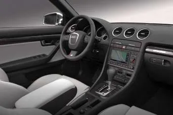 Audi A4 Cabriolet (2005 – 2008) – fotka 2