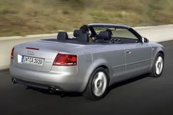 Audi A4 Cabriolet (2005 – 2008) – fotka 9