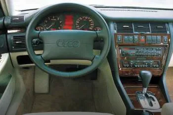 Audi A8 4.2 Quattro – fotka 4