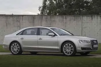 Audi A8 (2013 – 2017) – fotka 24