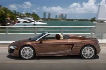 Audi R8 Spyder (2010 – 2012) – fotka 7