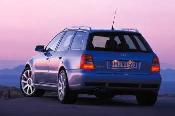 Audi RS4 Avant (2000 – 2001) – fotka 2