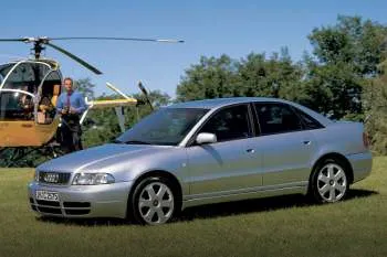 Audi S4 (1999 – 2001) – fotka 3