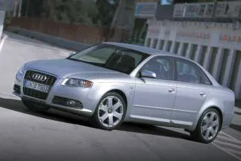 Audi S4 4.2 quattro – fotka 4