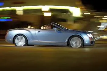 Bentley Continental GTC – fotka 2
