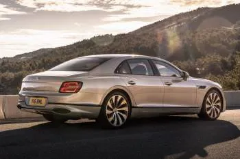 Bentley Flying Spur (od 2020) – fotka 12