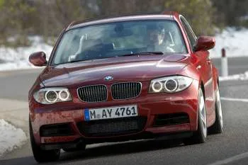 BMW 125i Coupe High Executive – fotka 4