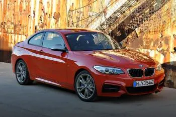 BMW 2-series Coupe (2014 – 2017) – fotka 3