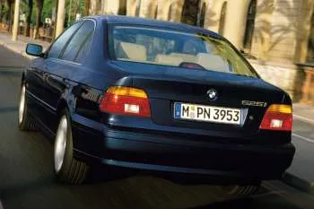 BMW 530i Executive – fotka 2