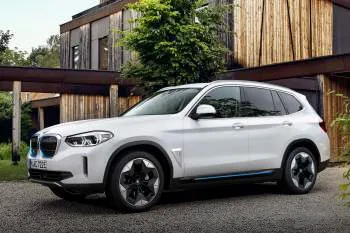 BMW iX3 (od 2020) – fotka 4