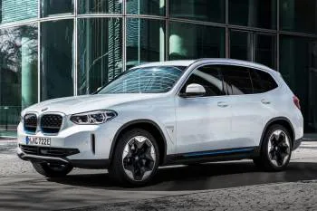 BMW iX3 (od 2020) – fotka 6