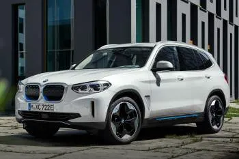 BMW iX3 (od 2020) – fotka 14