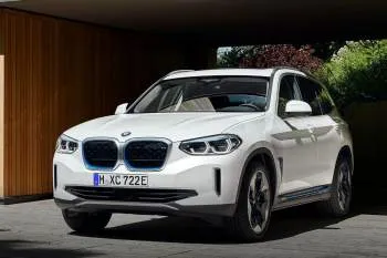 BMW iX3 (od 2020) – fotka 34