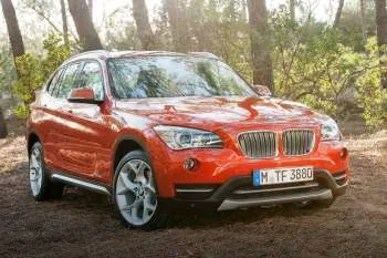 BMW X1 sDrive16d Business+ – fotka 3