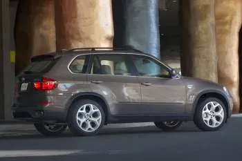 BMW X5 xDrive30d – fotka 2
