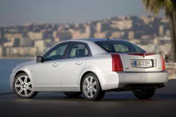 Cadillac BLS (2006 – 2009) – fotka 12