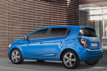 Chevrolet Aveo hatchback (2011 – 2014) – fotka 11