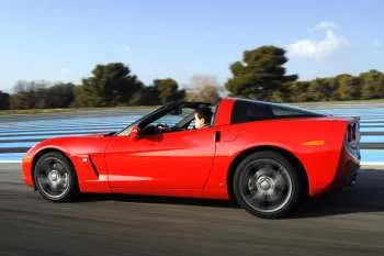 Chevrolet Corvette Coupe (2010 – 2014) – fotka 11