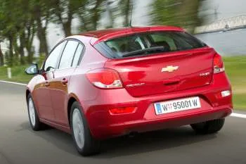 Chevrolet Cruze (2011 – 2014) – fotka 8