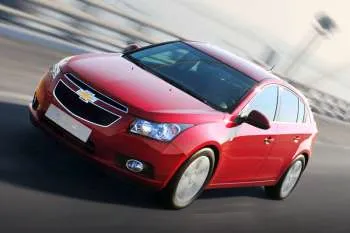 Chevrolet Cruze (2011 – 2014) – fotka 10
