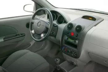 Chevrolet Kalos 1.4 16V Class päťdverový hatchback – fotka 2