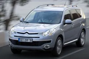Citroën C-Crosser 2.4i 16v Exclusive – fotka 5