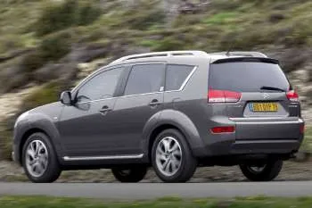 Citroën C-Crosser (2007 – 2012) – fotka 9