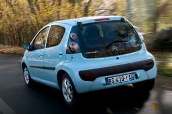 Citroën C1 päťdverový hatchback (2012 – 2014) – fotka 17