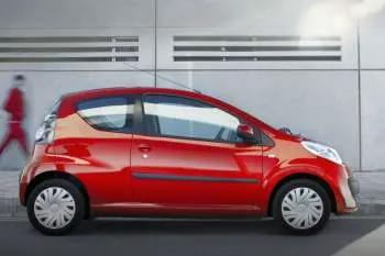 Citroën C1 1.0i Ambiance trojdverový hatchback – fotka 5