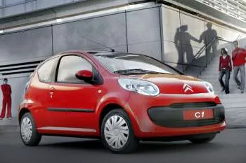 Citroën C1 1.0i Ambiance trojdverový hatchback – fotka 6