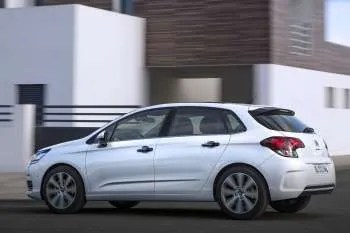 Citroën C4 PureTech 110 Feel Collection – fotka 2