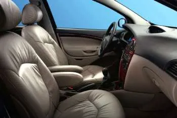 Citroën C5 2.0 16V Difference – fotka 2