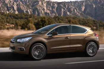 Citroën DS4 (2011 – 2015) – fotka 24