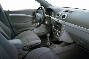 Daewoo Lacetti 1.8 Class – fotka 2