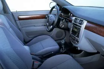 Daewoo Nubira 1.6 Style – fotka 2