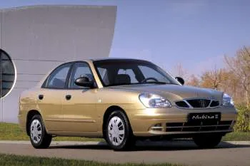 Daewoo Nubira sedan (1999 – 2003) – fotka 5