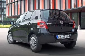 Daihatsu Charade (2011 – 2012) – fotka 6