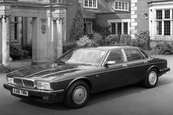Daimler 3.6 (1986 – 1989) – fotka 3