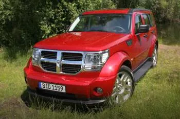 Dodge Nitro (2007 – 2010) – fotka 4